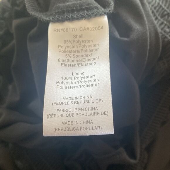 Anthropologie - Hutch Wide-Leg V-Neck Jumpsuit - Picture 9 of 9